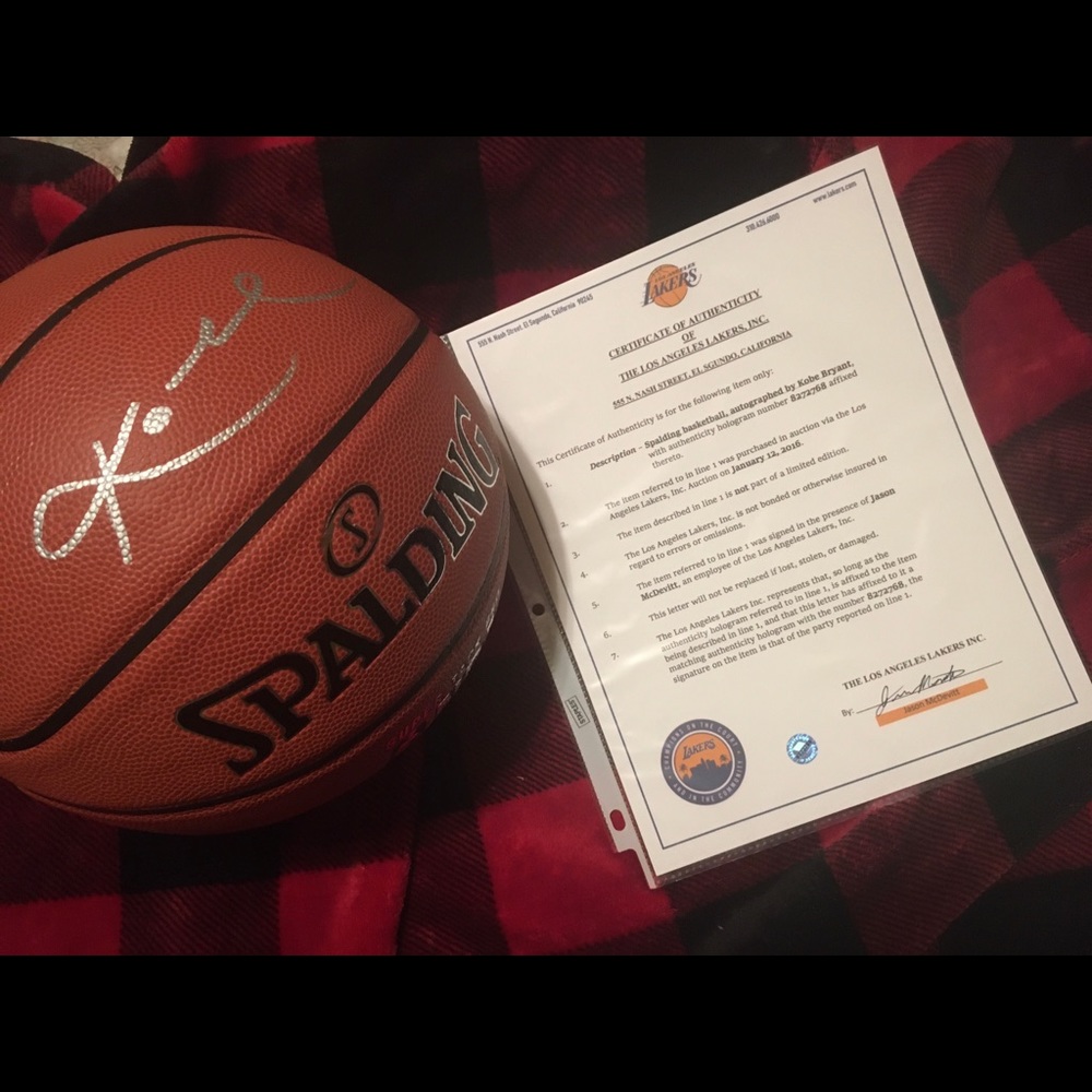 Kobe Bryant signed basketball COA case